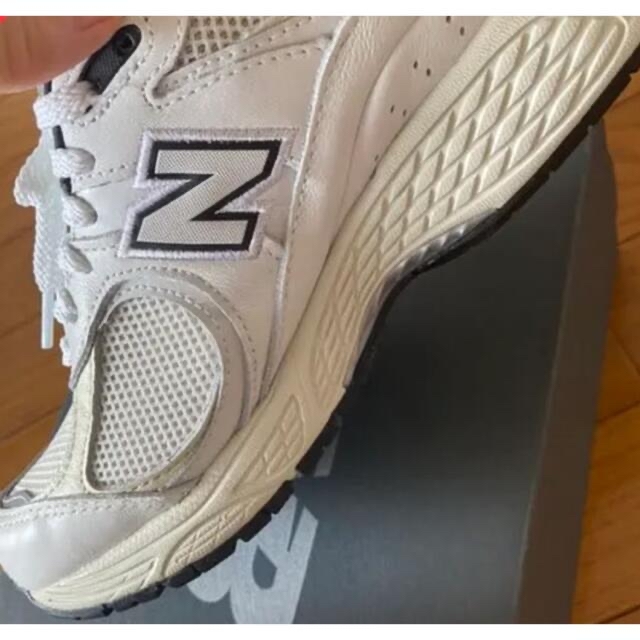 New Balance(ニューバランス)のニューバランスML2002rq  ホワイト　23.5cm 復刻 レディースの靴/シューズ(スニーカー)の商品写真