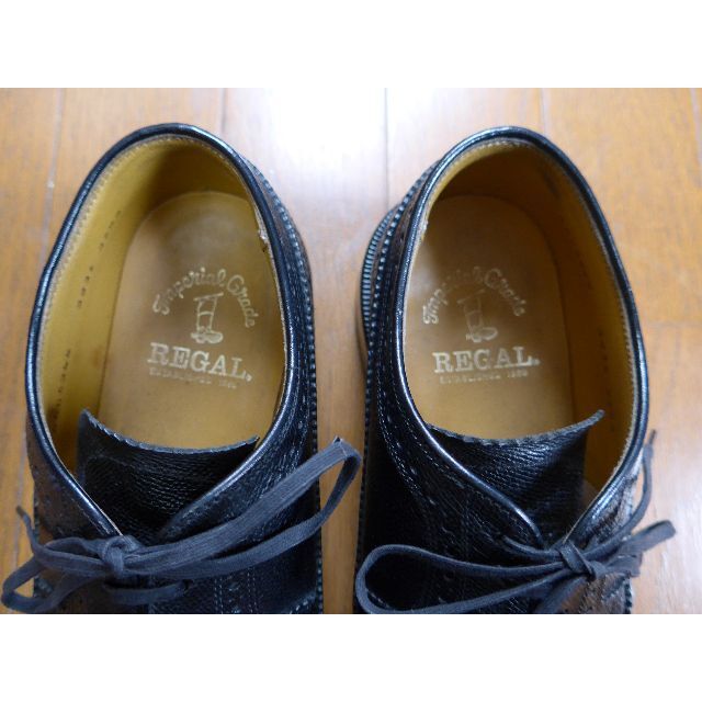 REGAL(リーガル)の【靴サイズ：25.5ｃｍ】 ＲＥＧＡＬ リーガル ブラック紳士革靴 メンズの靴/シューズ(ドレス/ビジネス)の商品写真