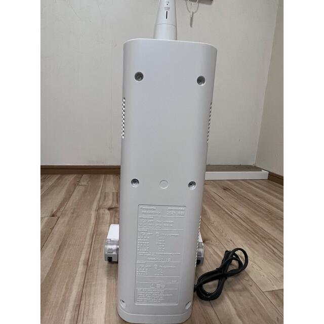 Panasonic セパレート型コードレススティック掃除機 MC-NS10K