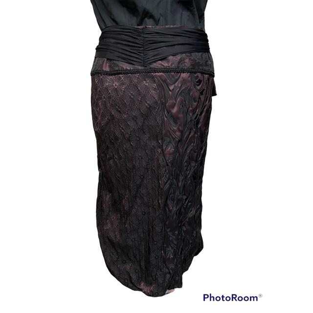Sensounico(センソユニコ)のNERO センソユニコ　スカート　ブラック　紫　ピンク　変光　個性的　日本製 レディースのスカート(ひざ丈スカート)の商品写真