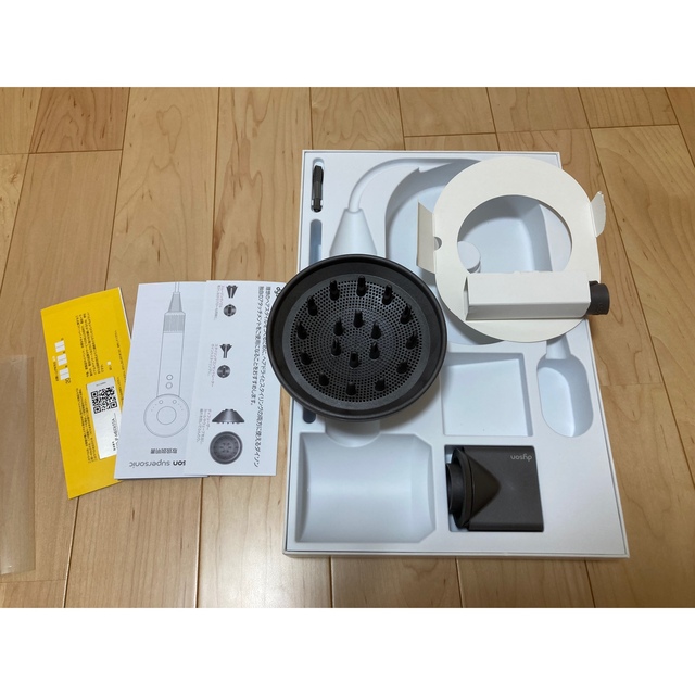 Dyson(ダイソン)のダイソン　ドライヤー スマホ/家電/カメラの美容/健康(ドライヤー)の商品写真