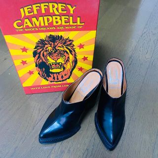 ジェフリーキャンベル(JEFFREY CAMPBELL)のJEFFREY CAMPBELL ジェフリーキャンベル新品未使用35ヒールブーツ(ブーティ)