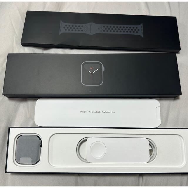 Apple Watch(アップルウォッチ)のAPPLE WATCH SE NIKE GPSCellularモデル 44mm  メンズの時計(腕時計(デジタル))の商品写真