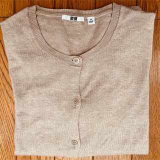 ユニクロ(UNIQLO)の【美品】ユニクロ　ベージュカーディガン(カーディガン)