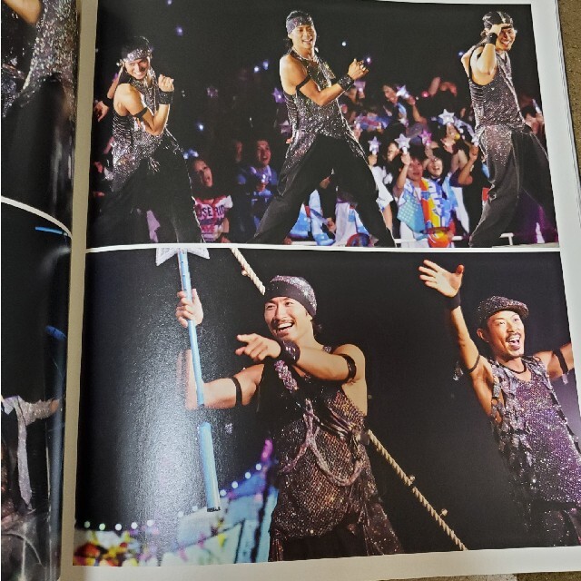 EXILE LIVE TOUR 2010 FANTASY 写真集 エンタメ/ホビーのタレントグッズ(ミュージシャン)の商品写真