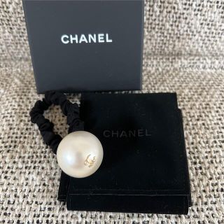 シャネル(CHANEL)のCHANEL パールヘアゴム(ヘアゴム/シュシュ)