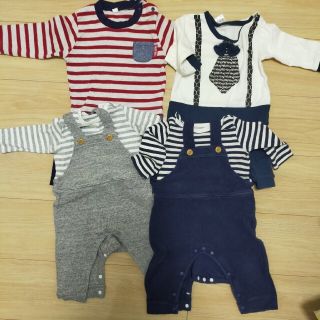 ユニクロ(UNIQLO)のロンパース　４枚セット(ロンパース)