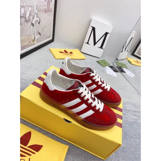 送料込み GUCCIの赤い靴 www.m-arteyculturavisual.com