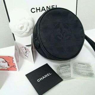 シャネル(CHANEL)の【国内正規品】CHANEL トラベルラインポーチ【美品】(ポーチ)