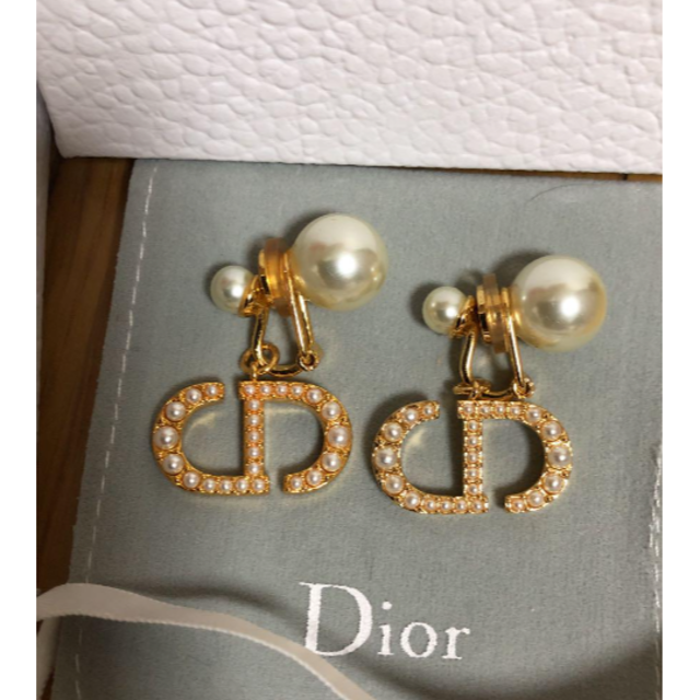 Dior - Dior ディオール イヤリング パールの通販 by のりもの's shop｜ディオールならラクマ