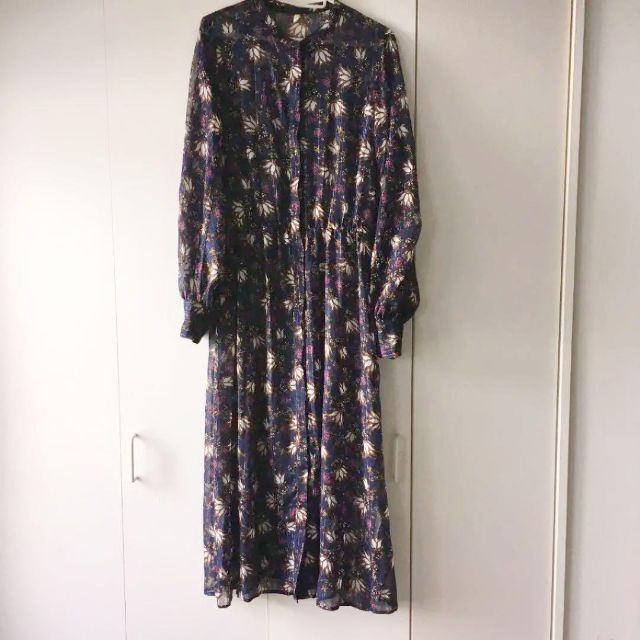 Ungrid 【美品】アングリッド ungrid 花柄シフォン透け感ワンピース ストライプの通販 by maison渦巻｜アングリッドならラクマ