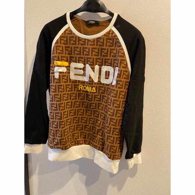 FENDI プルオーバー　トップス　お値下げ中✳︎フェンディレディース