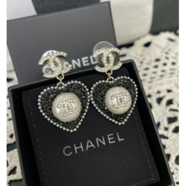 CHANELシャネル ピアス ハート - ピアス(両耳用) CHANELシャネル ピアス ハート - ピアス(両耳用)