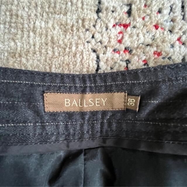 Ballsey(ボールジィ)のトゥモローランド ボールジィ ハーフパンツ キュロット 36 レディースのパンツ(キュロット)の商品写真