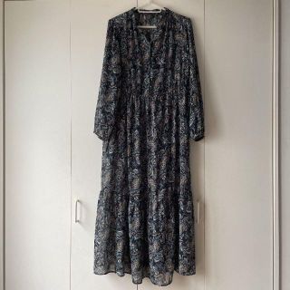 ストラ(Stola.)のストラ stola. ペイズリー 花柄シアー シフォン 透け感ワンピース シャツ(ロングワンピース/マキシワンピース)