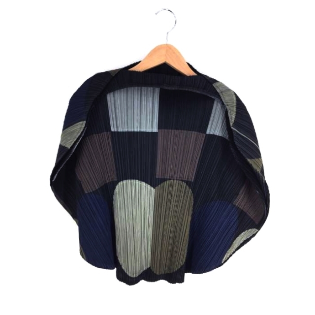 ブランド古着バズストアPLEATS PLEASE ISSEY MIYAKE（プリーツプリーズイッセイミ