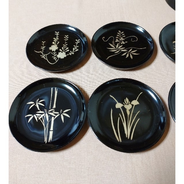 茶托/6点セット/菊蒔絵/幸寿多揃/㐂峰作/共箱付/会津塗/漆塗 茶托/6点セット/菊蒔絵/幸寿多揃/㐂峰作/共箱付/会津塗/漆塗