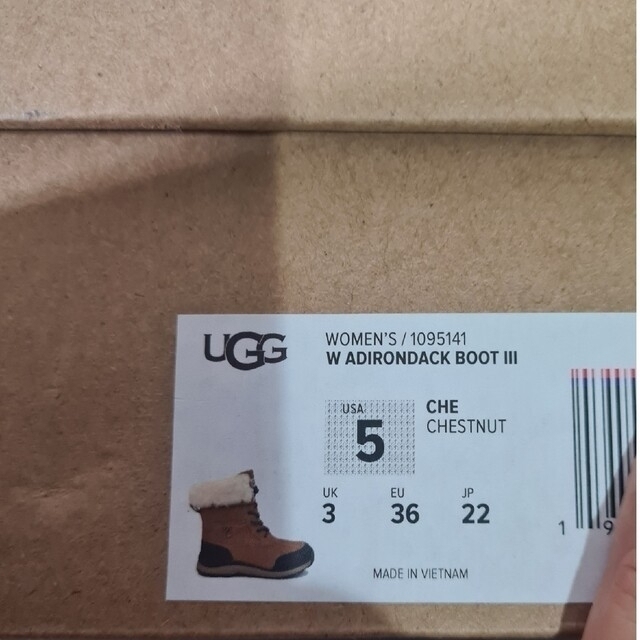 【新品、★超厚手★】UGG ADIRONDACKⅢ アグ防水防寒ブーツ JP22 9