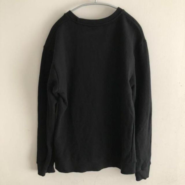 ZARA(ザラ)のZARA　バッチ付きスウェット　スエットトレーナー　黒ブラック　Ｓ メンズのトップス(スウェット)の商品写真