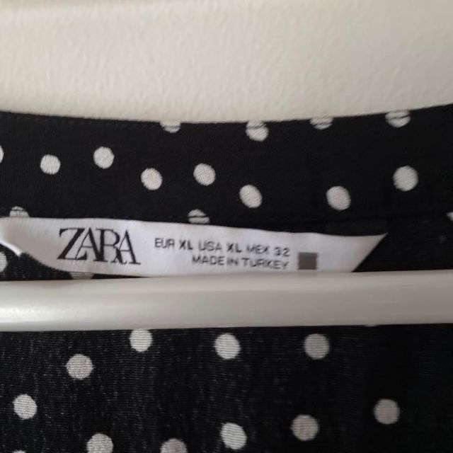 ZARA(ザラ)のZARA ザラ BASIC ベーシック フリル ドット ロング ワンピース レディースのワンピース(ロングワンピース/マキシワンピース)の商品写真