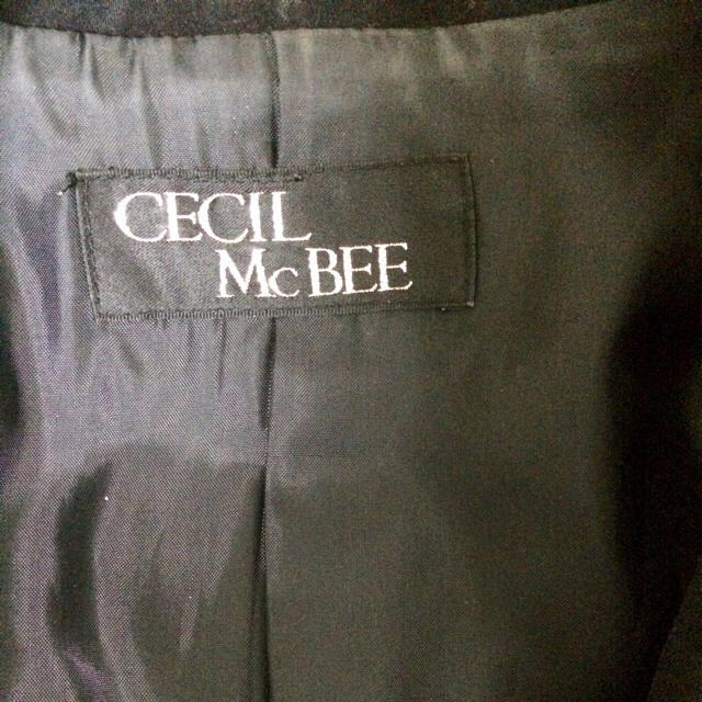 CECIL McBEE(セシルマクビー)の美品CECILMcBEE セシルマクビー テーラード ジャケット  黒 ブラック レディースのジャケット/アウター(テーラードジャケット)の商品写真