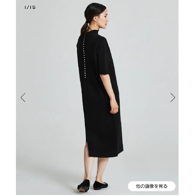 未使用 ウールポリエステル バックパールボタンワンピース 【70%OFF