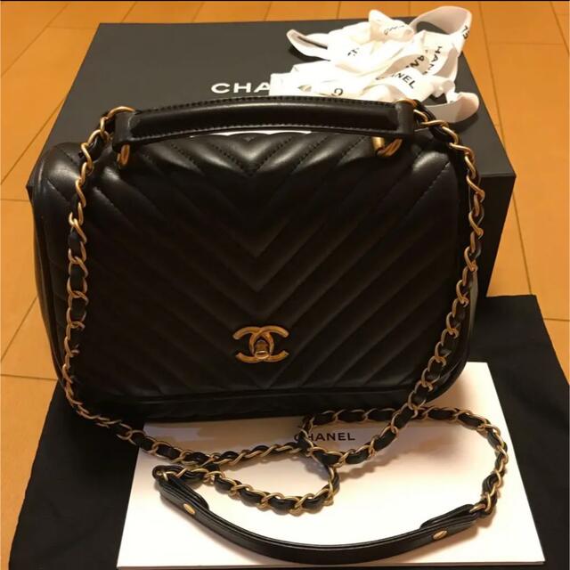 専用ページですCHANEL シェブロン シングルフラップチェーンショルダーバッグ