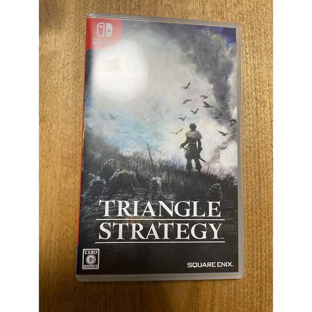 SQUARE ENIX(スクウェアエニックス)のTRIANGLE STRATEGY（トライアングルストラテジー） Switch エンタメ/ホビーのゲームソフト/ゲーム機本体(家庭用ゲームソフト)の商品写真