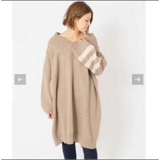 ドゥーズィエムクラス(DEUXIEME CLASSE)の✨半額以下✨AGAIN V NECK KNIT  ベージュ　　　　　新品タグ付き(ニット/セーター)