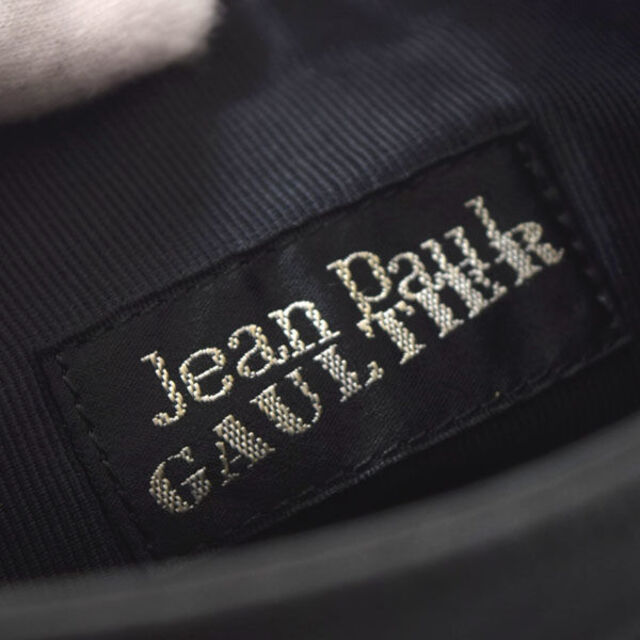 Jean-Paul GAULTIER(ジャンポールゴルチエ)のJEAN PAUL GAULTIER / ジャンポール・ゴルチエ ■ ショルダーバッグ ナイロン ブラック バッグ / バック / BAG / 鞄 / カバン ブランド 中古 [0990009960] レディースのバッグ(ショルダーバッグ)の商品写真