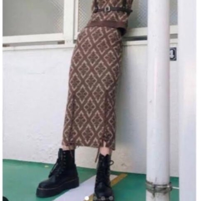 Ameri VINTAGE(アメリヴィンテージ)のAMERI LACE UP KNIT SKIRT レディースのスカート(ロングスカート)の商品写真