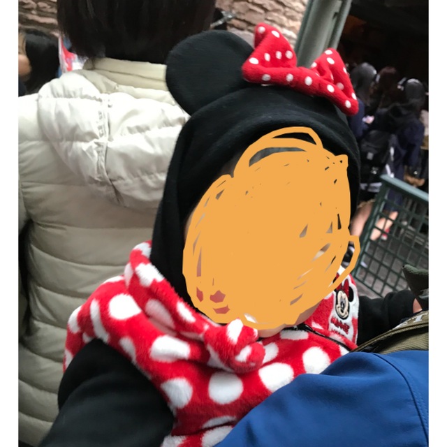 Disney(ディズニー)のミニーちゃん　ベスト キッズ/ベビー/マタニティのキッズ服女の子用(90cm~)(ジャケット/上着)の商品写真