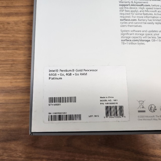 Surface Go 2 64GB 4GB RAM STV-00001スマホ/家電/カメラ