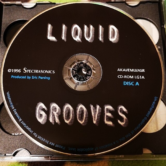 SPECTRASONICS LIQUID GROOVES CD-ROM 2枚組