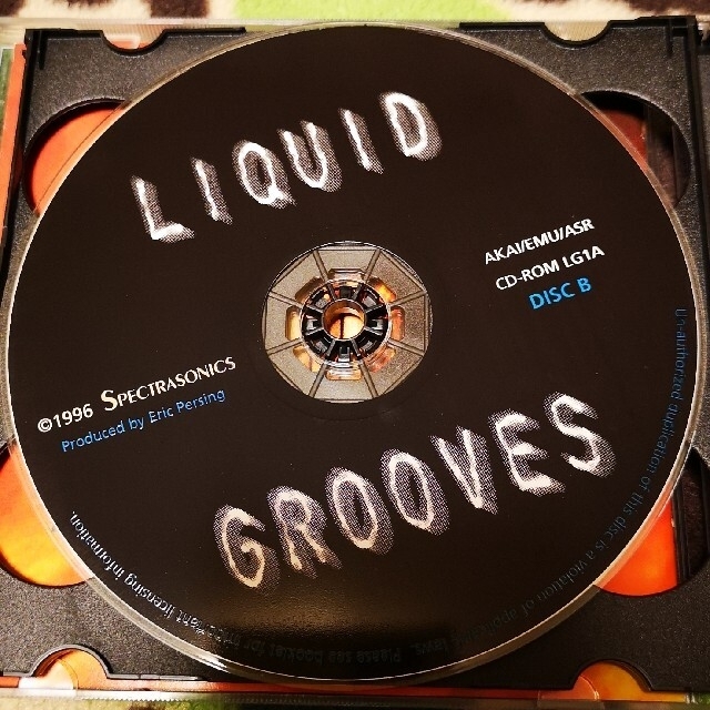 SPECTRASONICS LIQUID GROOVES CD-ROM 2枚組 3