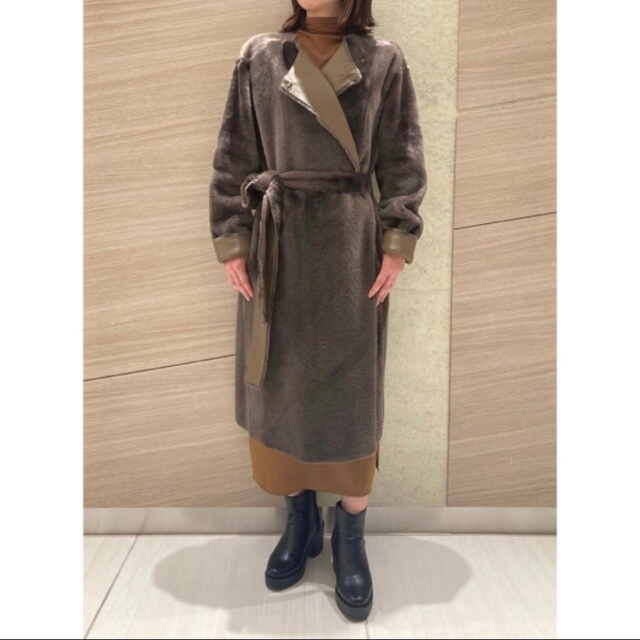 最安値級価格 theory - リバーシブルムートンコート 19aw Theory