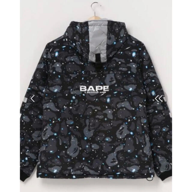 A BATHING APE(アベイシングエイプ)の新品未使用！APE アベイシングエイプ スペースカモ ジャケット ダウンパーカー メンズのジャケット/アウター(ダウンジャケット)の商品写真