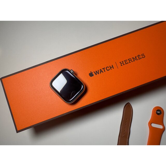 Hermes(エルメス)のapple watch HERMES series7 41mm レディースのファッション小物(腕時計)の商品写真