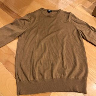 ユニクロ(UNIQLO)の■ユニクロ　エクストラファインメリノクルーネックセーター　Mサイズ(ニット/セーター)