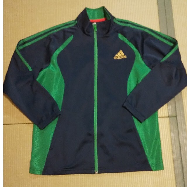 adidas(アディダス)のアディダス adidas ジャージ ジャンパー １６０ キッズ/ベビー/マタニティのキッズ服男の子用(90cm~)(ジャケット/上着)の商品写真