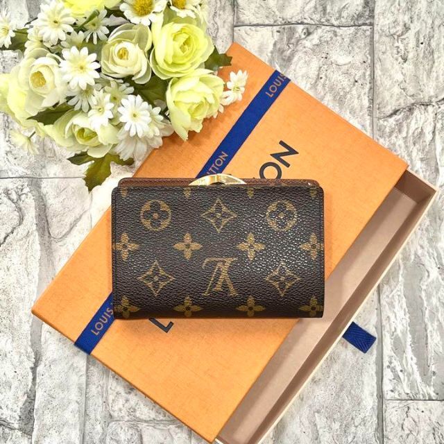 LOUIS VUITTON ルイヴィトン ✨モノグラム折り財布﻿⭐️新品に近い