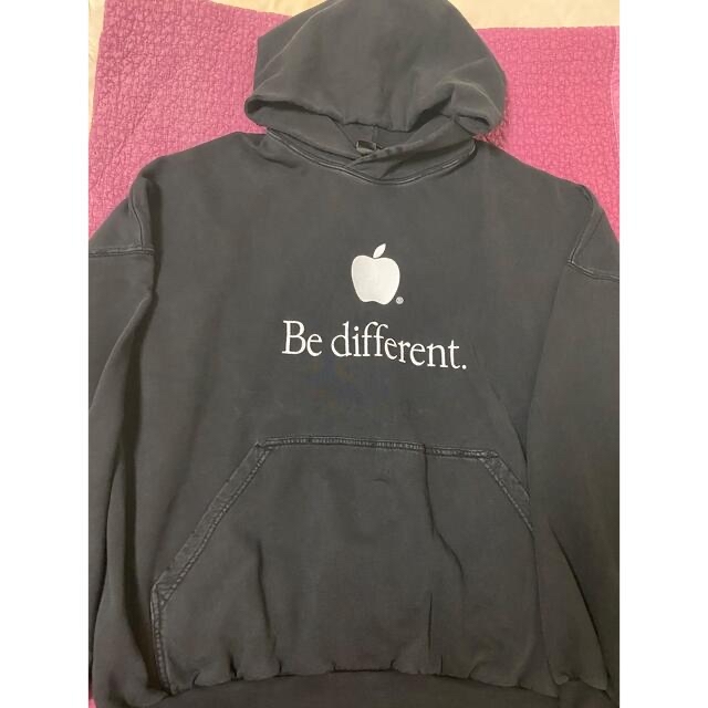 Balenciaga バレンシアガ apple ロゴ　パーカー　3