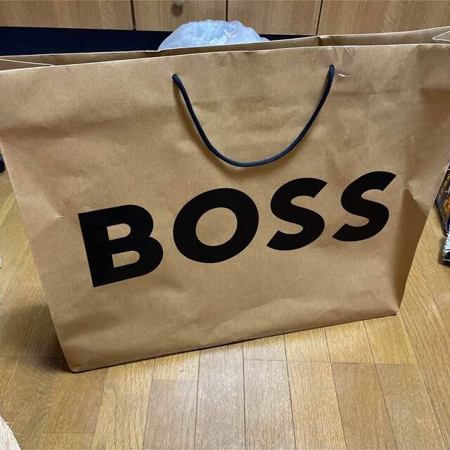 紙袋　特大　BOSS レディースのバッグ(ショップ袋)の商品写真