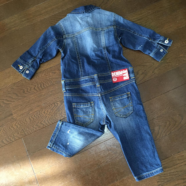 BeBe(ベベ)の年末SALE♡DENIMBAR つなぎ キッズ/ベビー/マタニティのベビー服(~85cm)(ロンパース)の商品写真