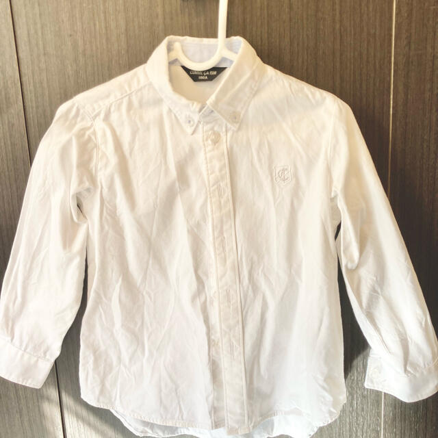 COMME CA ISM(コムサイズム)のコムサ白シャツ100cm キッズ/ベビー/マタニティのキッズ服男の子用(90cm~)(ブラウス)の商品写真