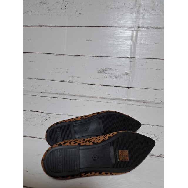 Q91 新品 フラットシューズ 歩きやすい アニマル柄 ブラウン ローヒール 靴 レディースの靴/シューズ(ハイヒール/パンプス)の商品写真