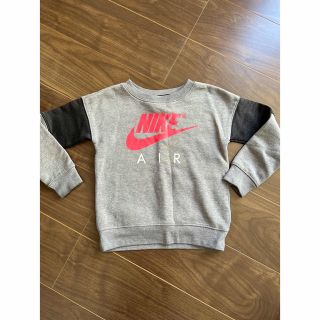 ナイキ(NIKE)のNIKE トレーナー　グレー　100 110 120(Tシャツ/カットソー)