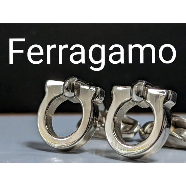 Ferragamo カフス