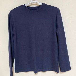 ユニクロ(UNIQLO)のUNIQLO ネイビー　クルーネックセーター　未使用品　160(ニット)