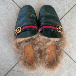 グッチ(Gucci)のGUCCI ローファー スリッポン スリッパ　ファー　レザー(ローファー/革靴)